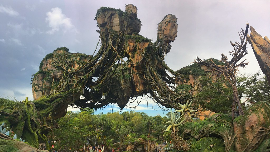 The Engineering Tricks Behind Pandora's Floating Mountains at Disney's Animal  Kingdom - Your Mileage May Vary